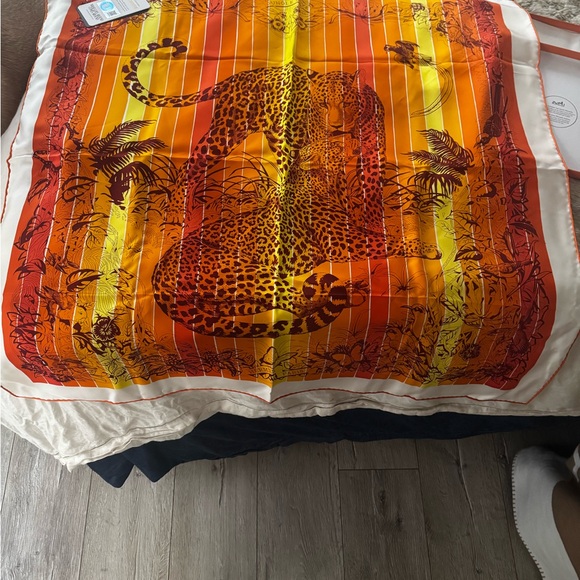 Hermes La Maison Jungle Love Orange and Yellow 100% Silk Scarf - Picture 2 of 5